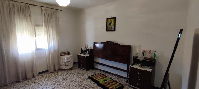 Village Property – Seron