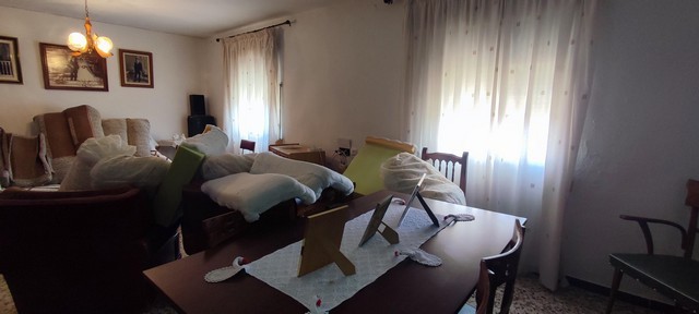 Village Property – Seron