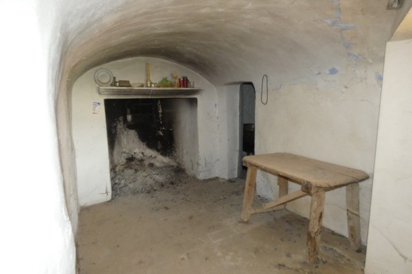 Cave House – Galera