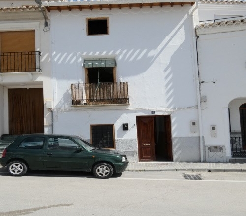 Village Property – Galera