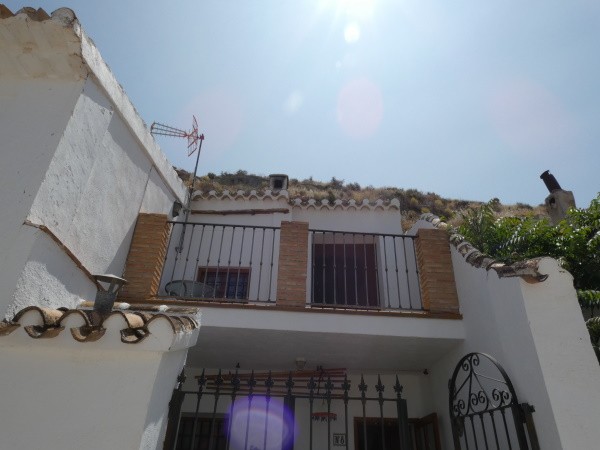 Cave House – Galera