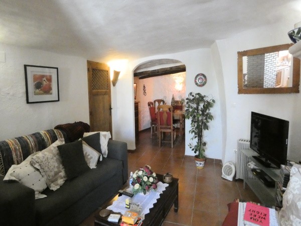 Cave House – Galera