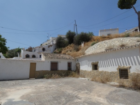Cave House – Galera