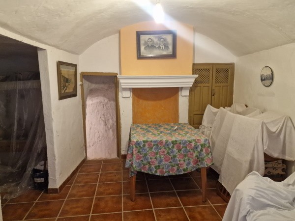 Cave House – Galera