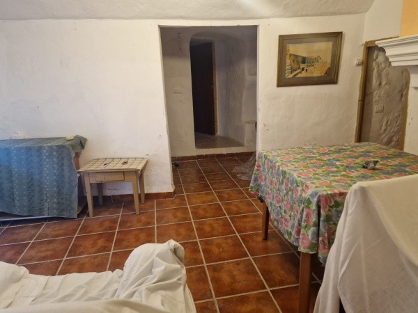Cave House – Galera