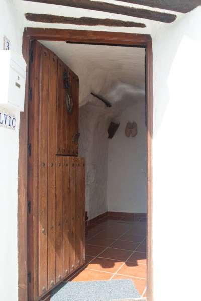 Cave House – Galera
