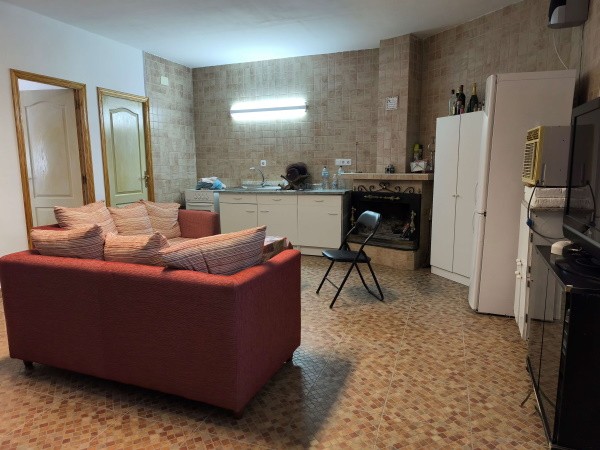 Cave House – Huesa