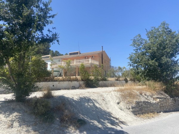 Rural Property – Benamaurel