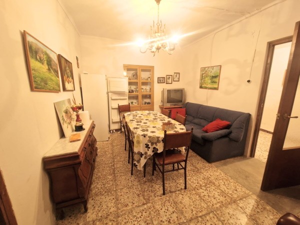 Village Property – Galera