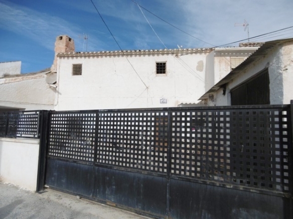 Cave House – El Margen