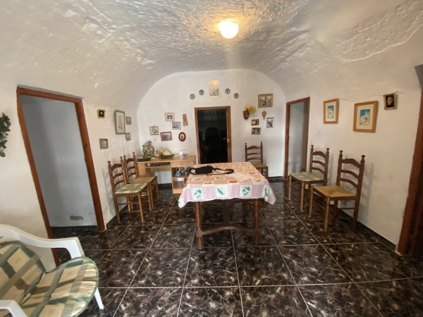 Village Property – Benamaurel
