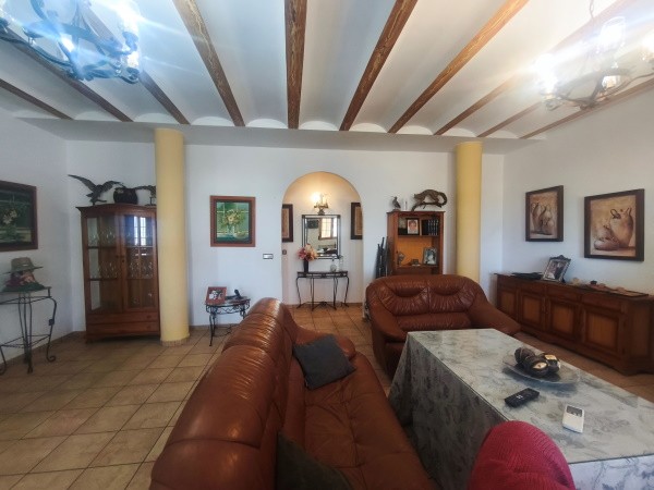Rural Property – Quesada