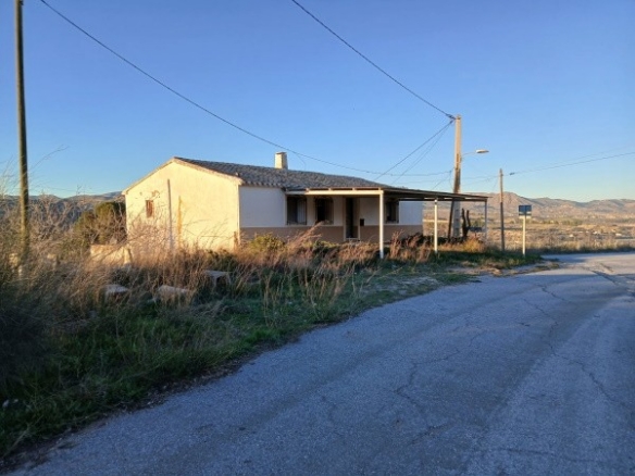 Rural Property – Seron