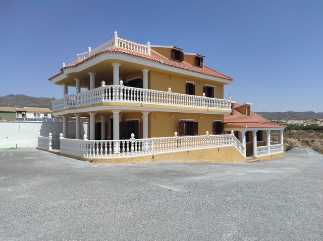 Villa – Cela