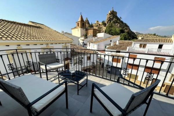 Village Property – Castril