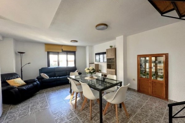 Village Property – Castril