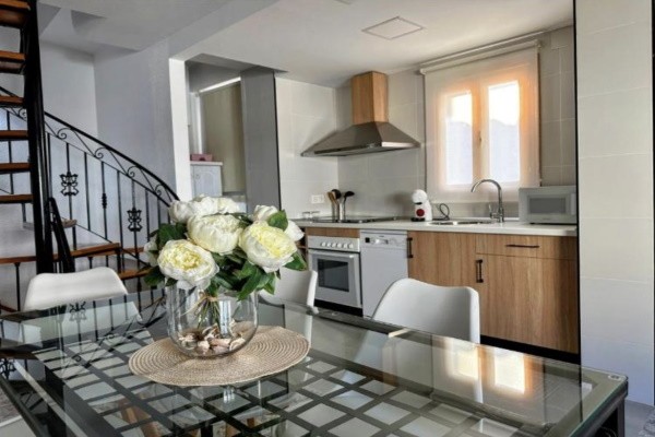 Village Property – Castril