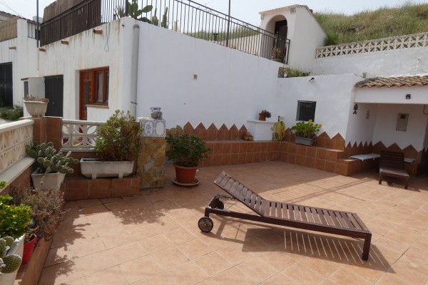 Cave House – Freila