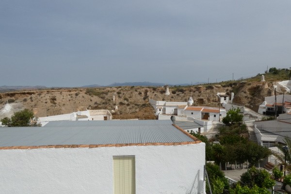 Cave House – Freila