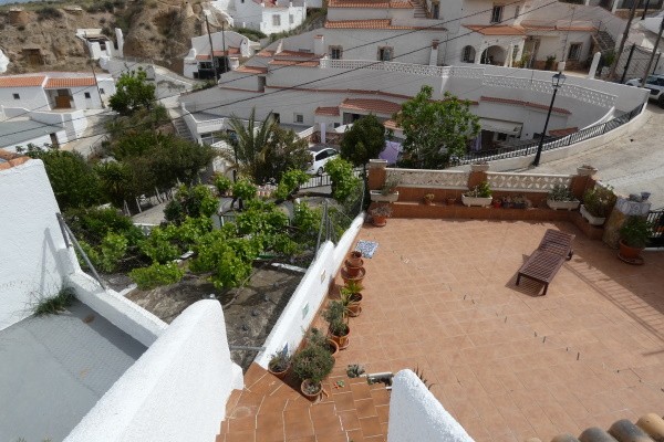 Cave House – Freila