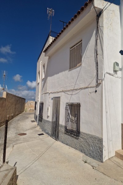 Village Property – Cullar