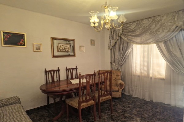 Village Property – Cullar