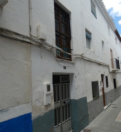 Town House – Baza