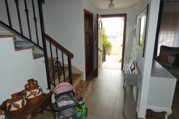 Village Property – Almontaras