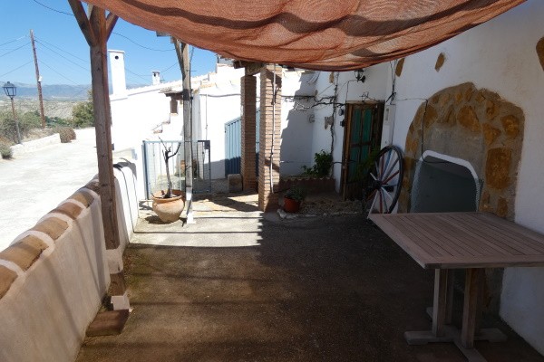 Cave House – Galera
