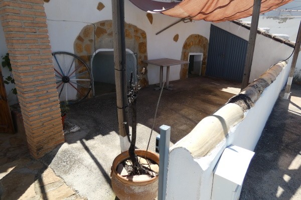 Cave House – Galera