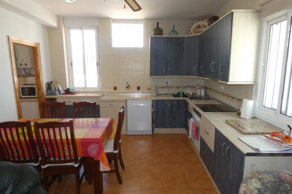 Village Property – Caniles