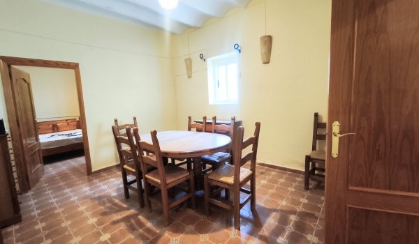 Cave House – Fontanar