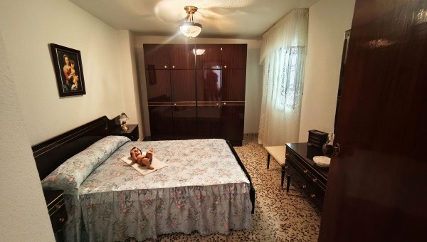Village Property – Gor