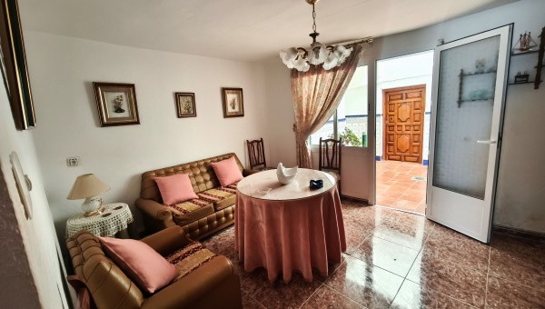 Village Property – Gor