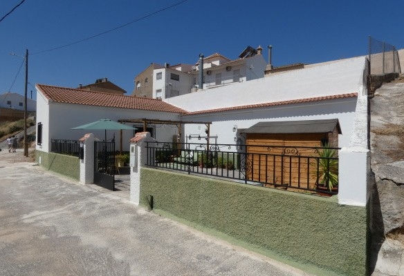 Cave House – Freila