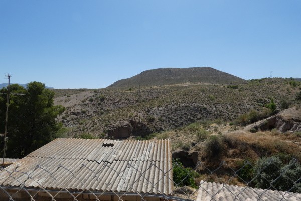 Cave House – Freila