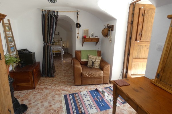 Cave House – Freila