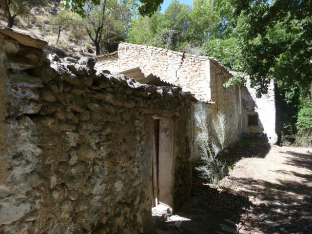 Farm Property – Baza