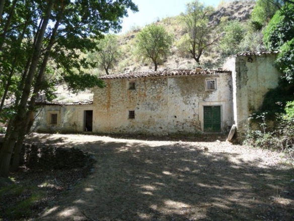 Farm Property – Baza
