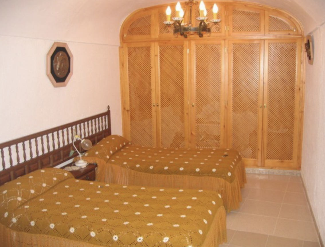 Farm Property in Cullar, Spain, JLCU01