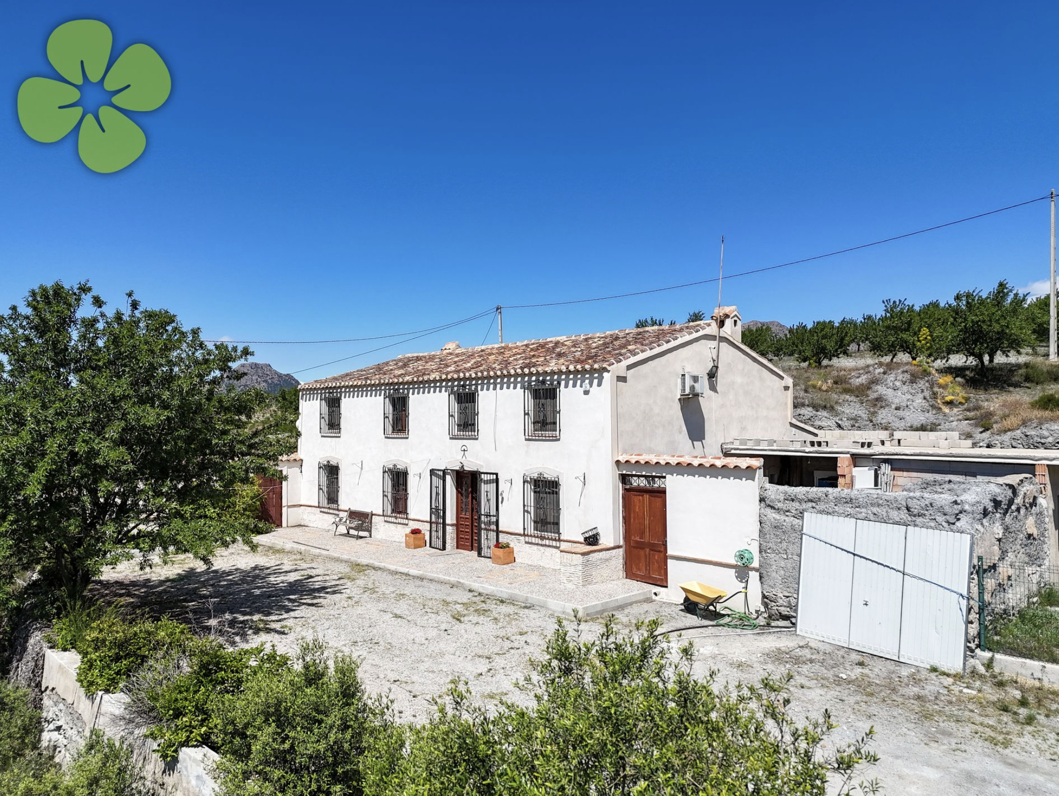 Cortijo Almendros — Country House for sale in Albox