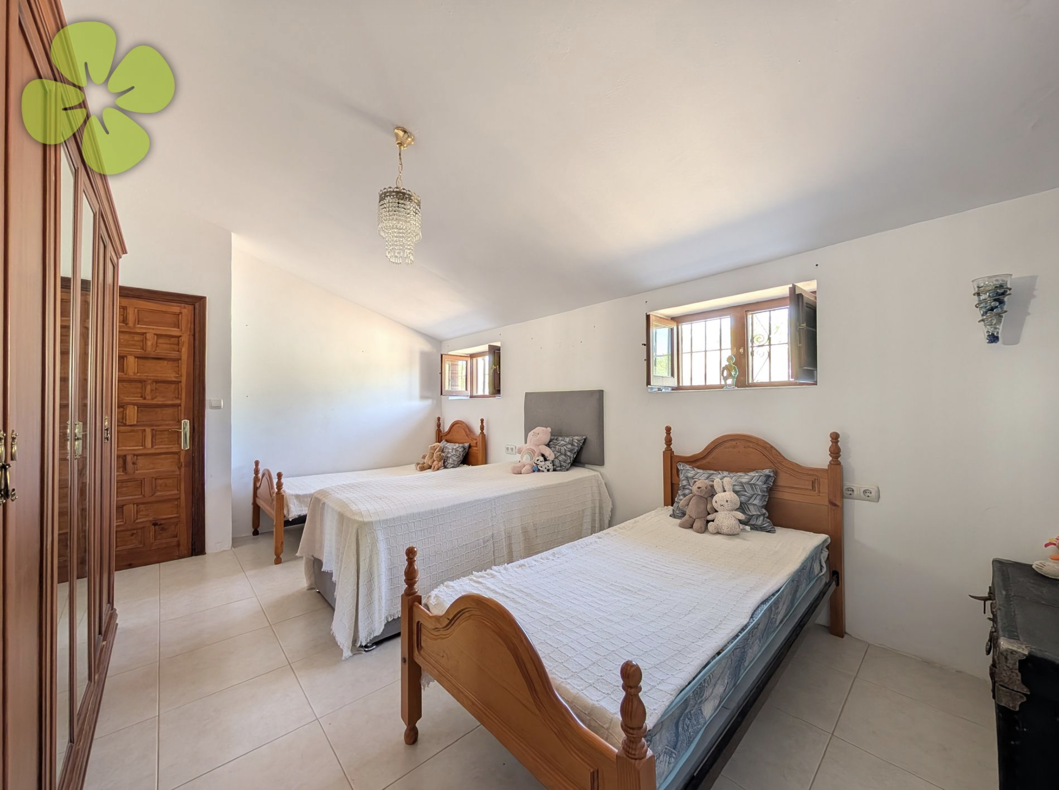Cortijo Almendros — Country House for sale in Albox