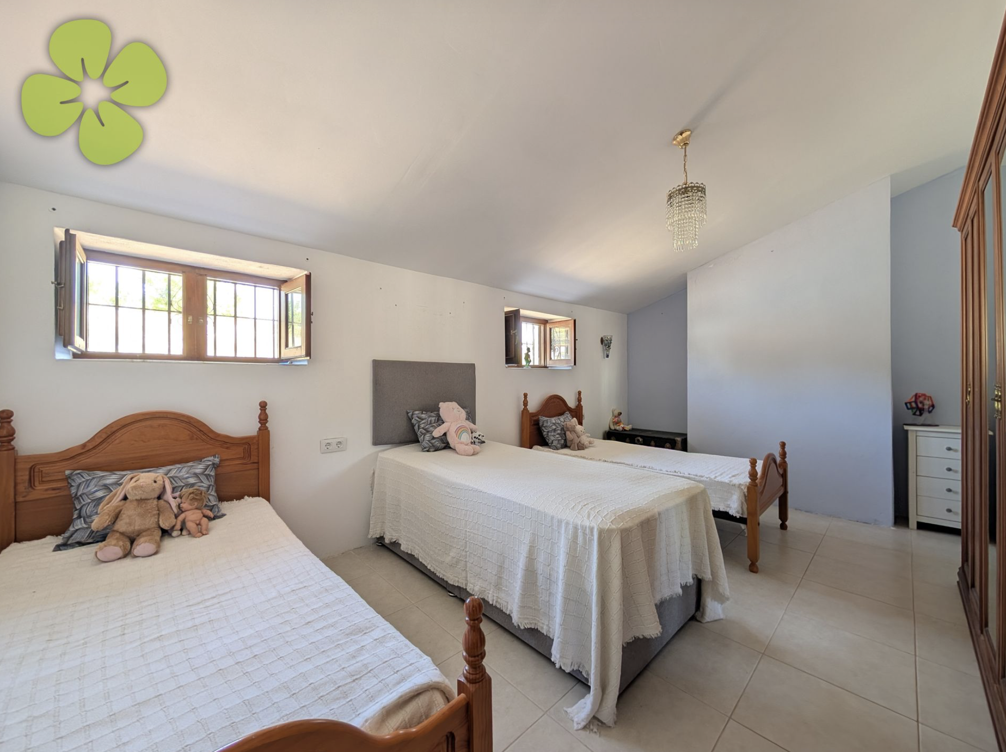 Cortijo Almendros — Country House for sale in Albox