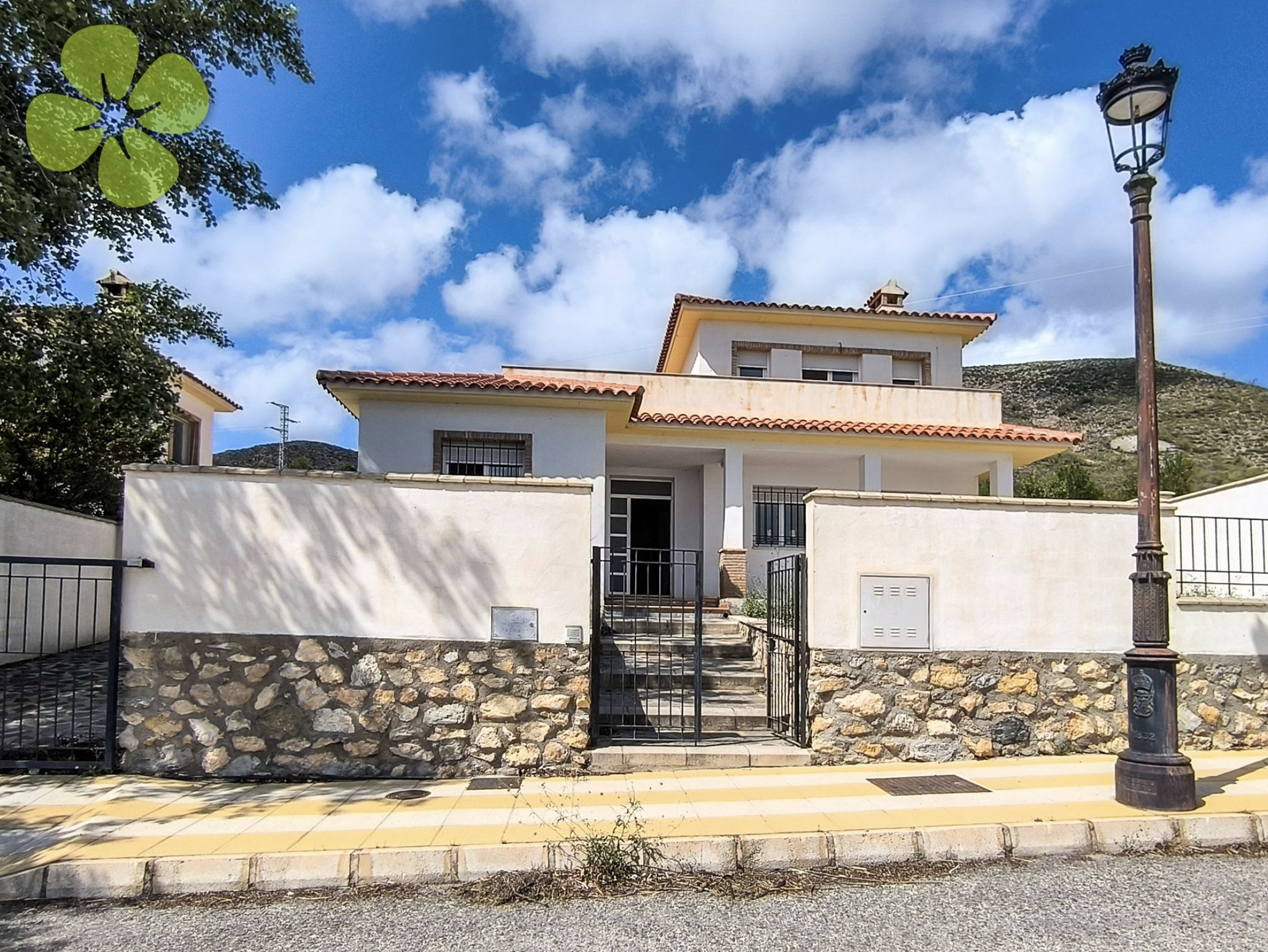 Villa del Sol — Villa for sale in Oria
