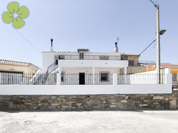 La Casa Blanca — Town House for sale in Albox