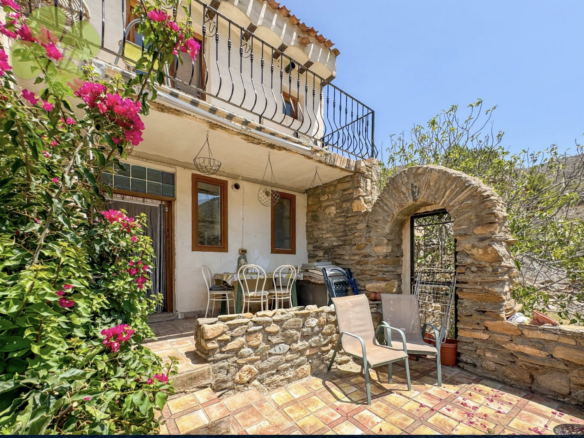 Cortijo Maíz — Country House for sale in Albanchez